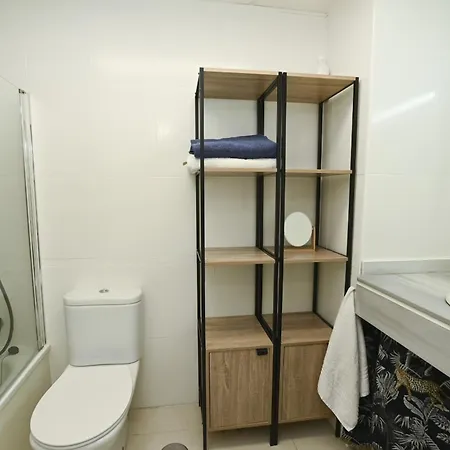 Apartamento Apolo 18 3º 16 *
